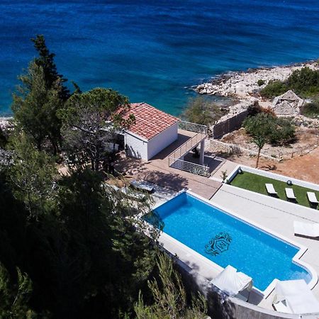 Villa Mendes Zastrazisce ภายนอก รูปภาพ