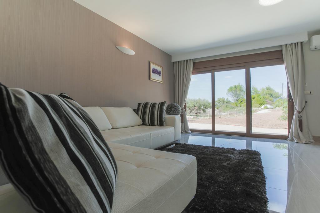 Villa Mendes Zastrazisce ภายนอก รูปภาพ